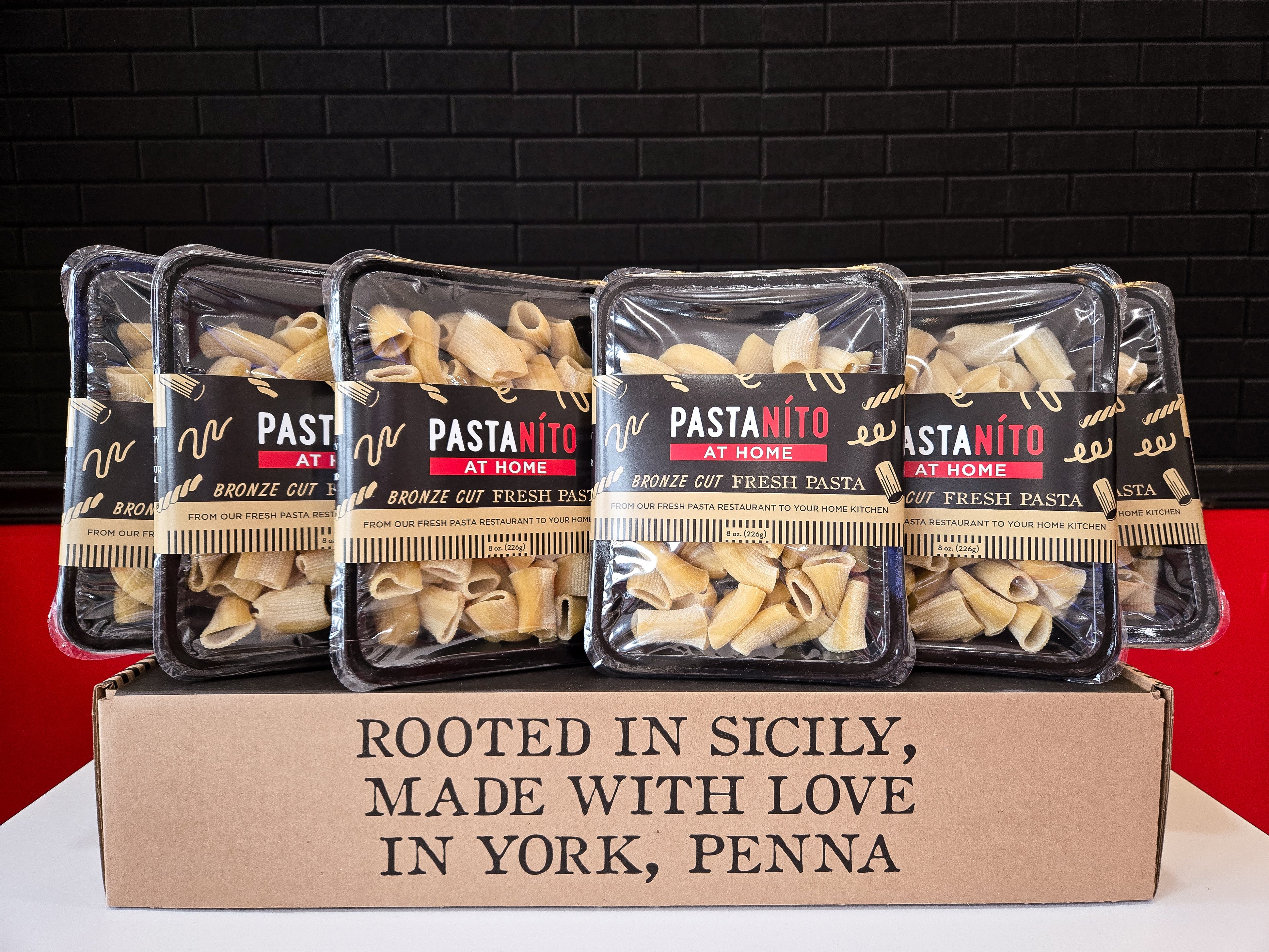 Fresh Rigatoni Pasta Box (12 servings)